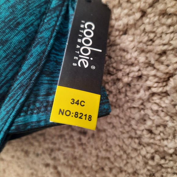 NWT Coobie 34 C Bra..  Padded Underwire, removable straps. - Picture 2 of 4